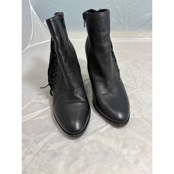 Aldo black leather bootie with fringe accent size 7 - Picture 1 of 5
